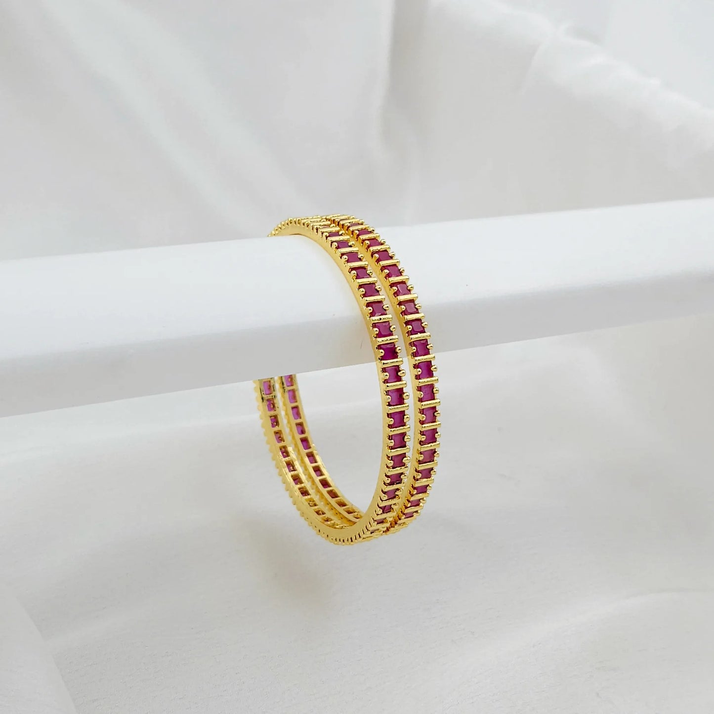 Shiny Red Square Stone Bangle for Function