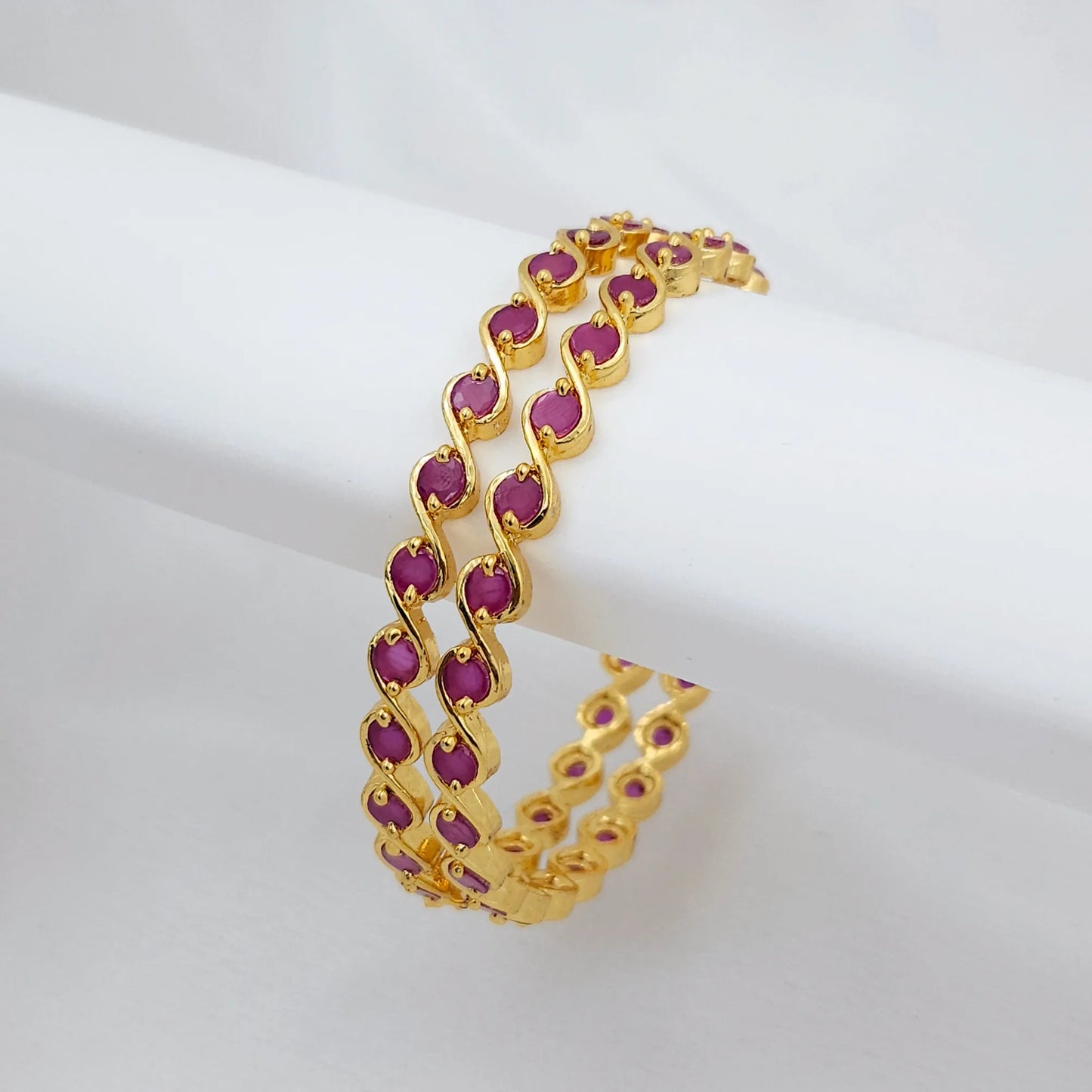 Red Stone S Pattern Thin Bangles for Wedding