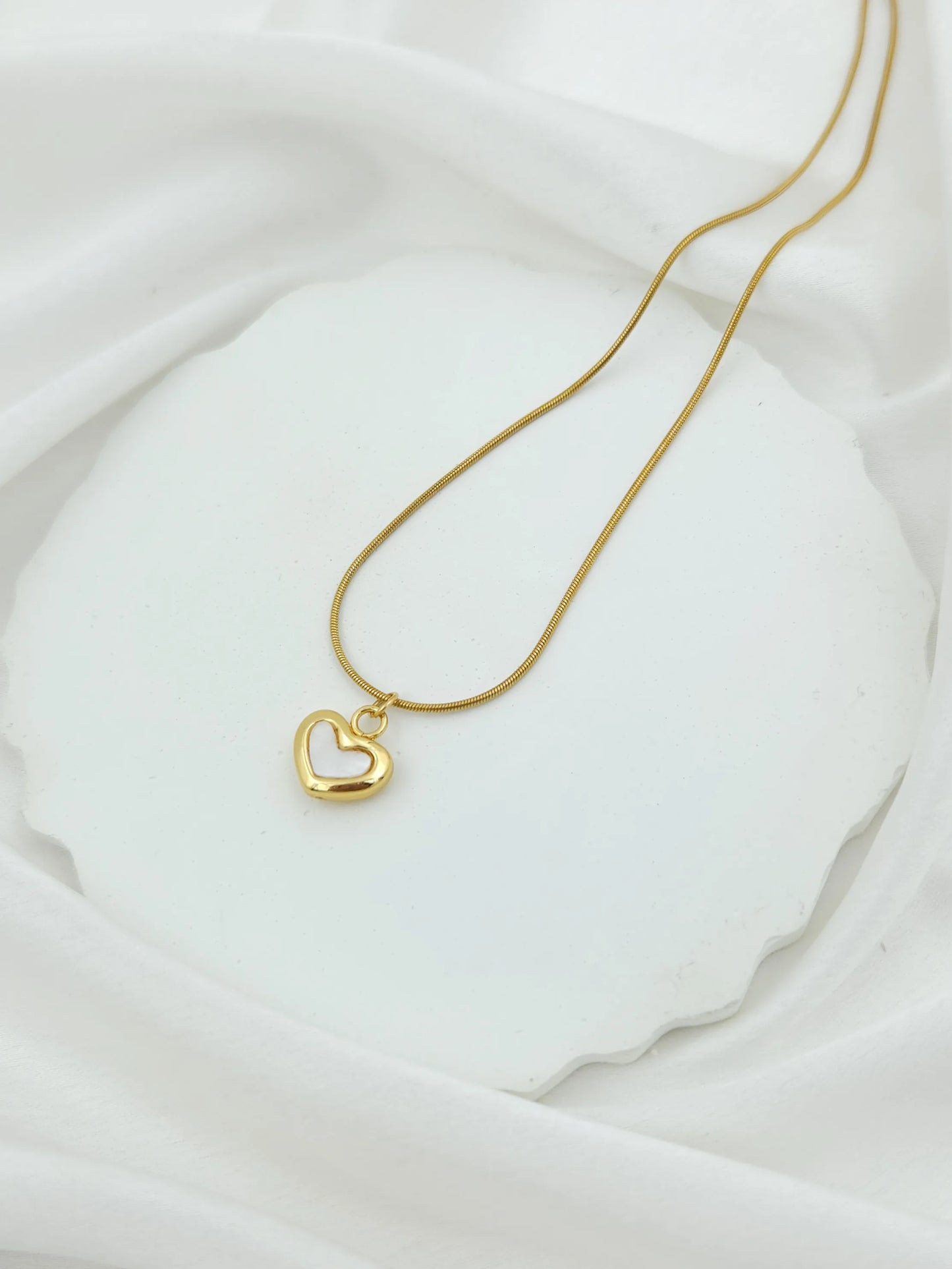 Mini Heart 2 in 1 Mother of Pearl Pendant Necklace