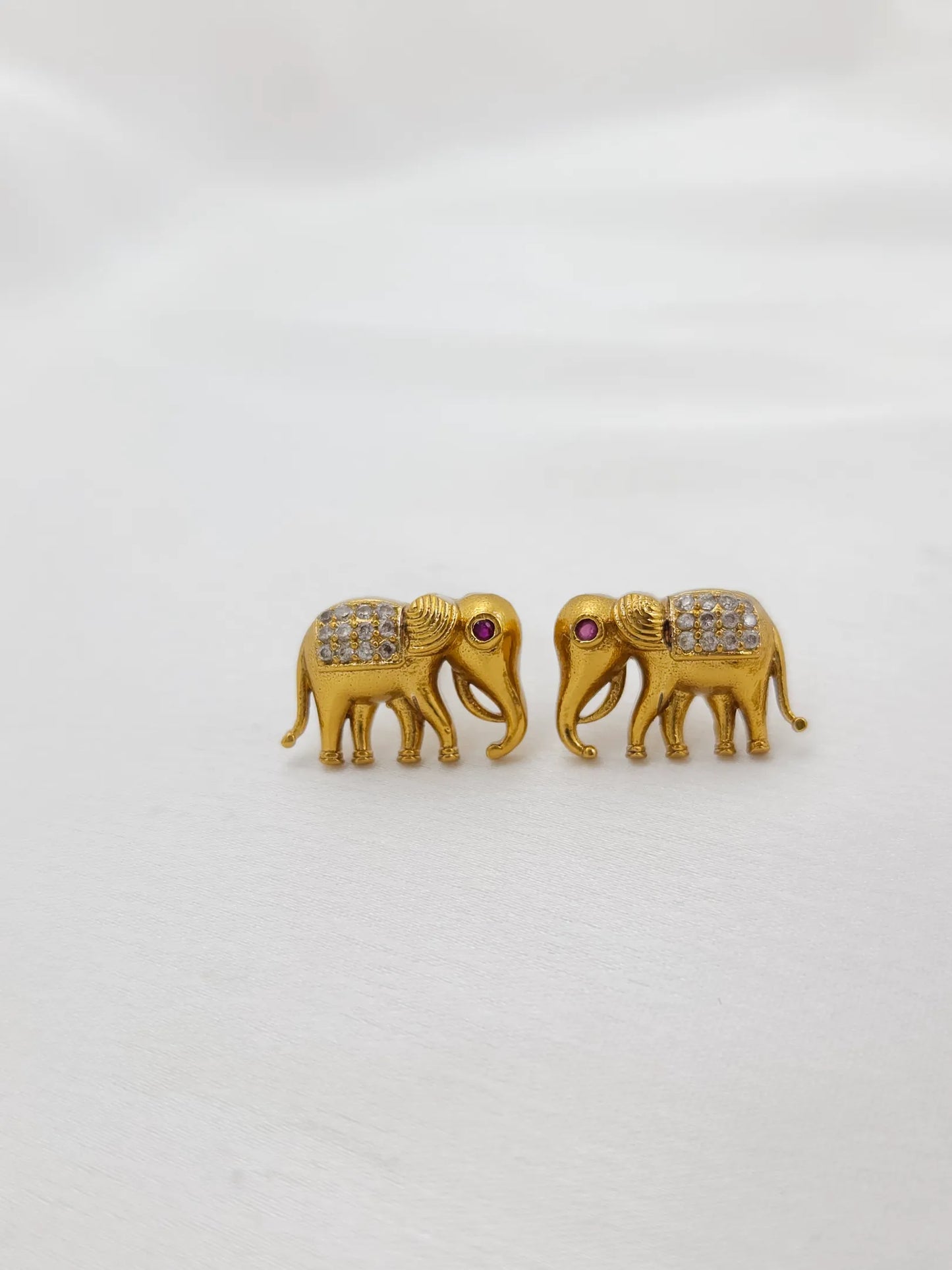 Elephant Choker with Traditional Jumkas and Pearl Drops