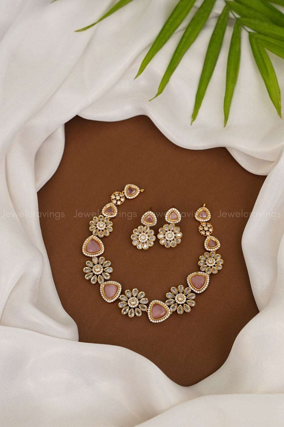 Victorian Era Classic Necklace with Earrings 💃