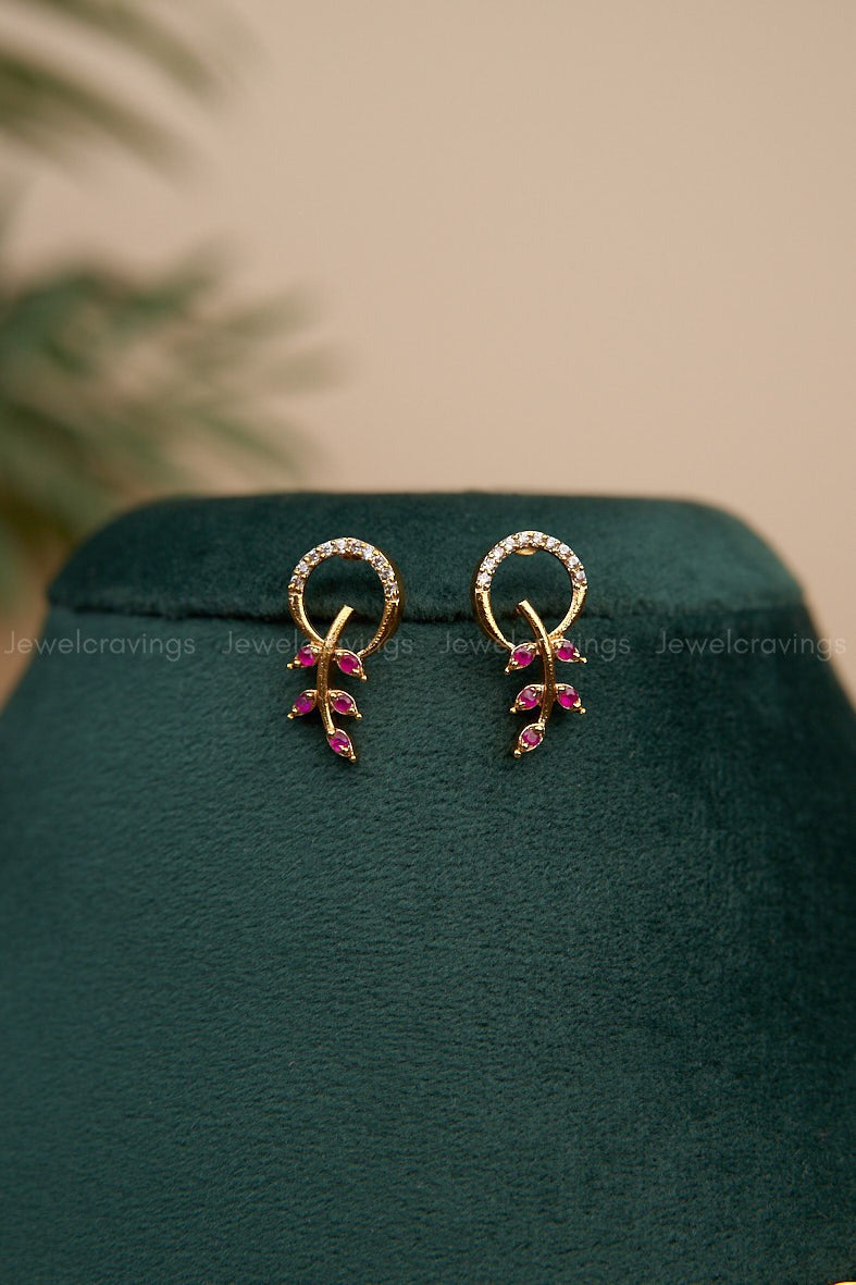Ruby Leaf Loop Necklace with Earrings