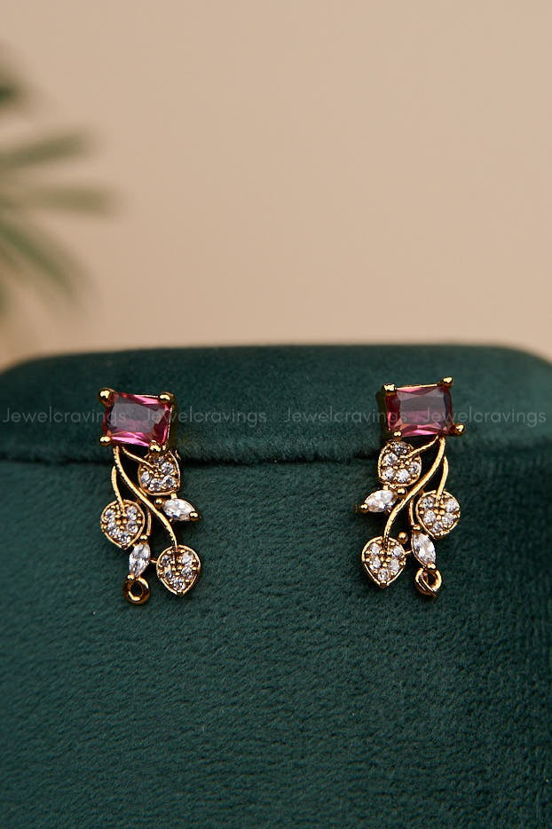 Multicut AD Floral Stone Necklace with Earrings