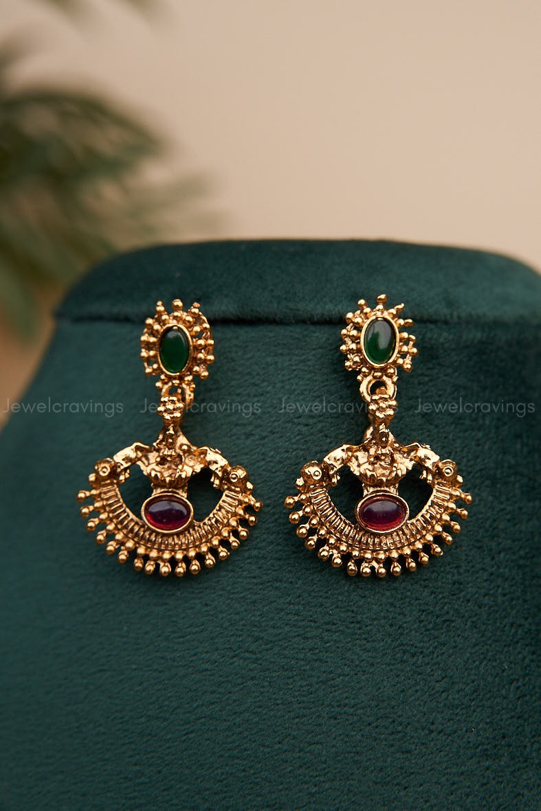 Lakshmi Antique Necklace with Earrings
