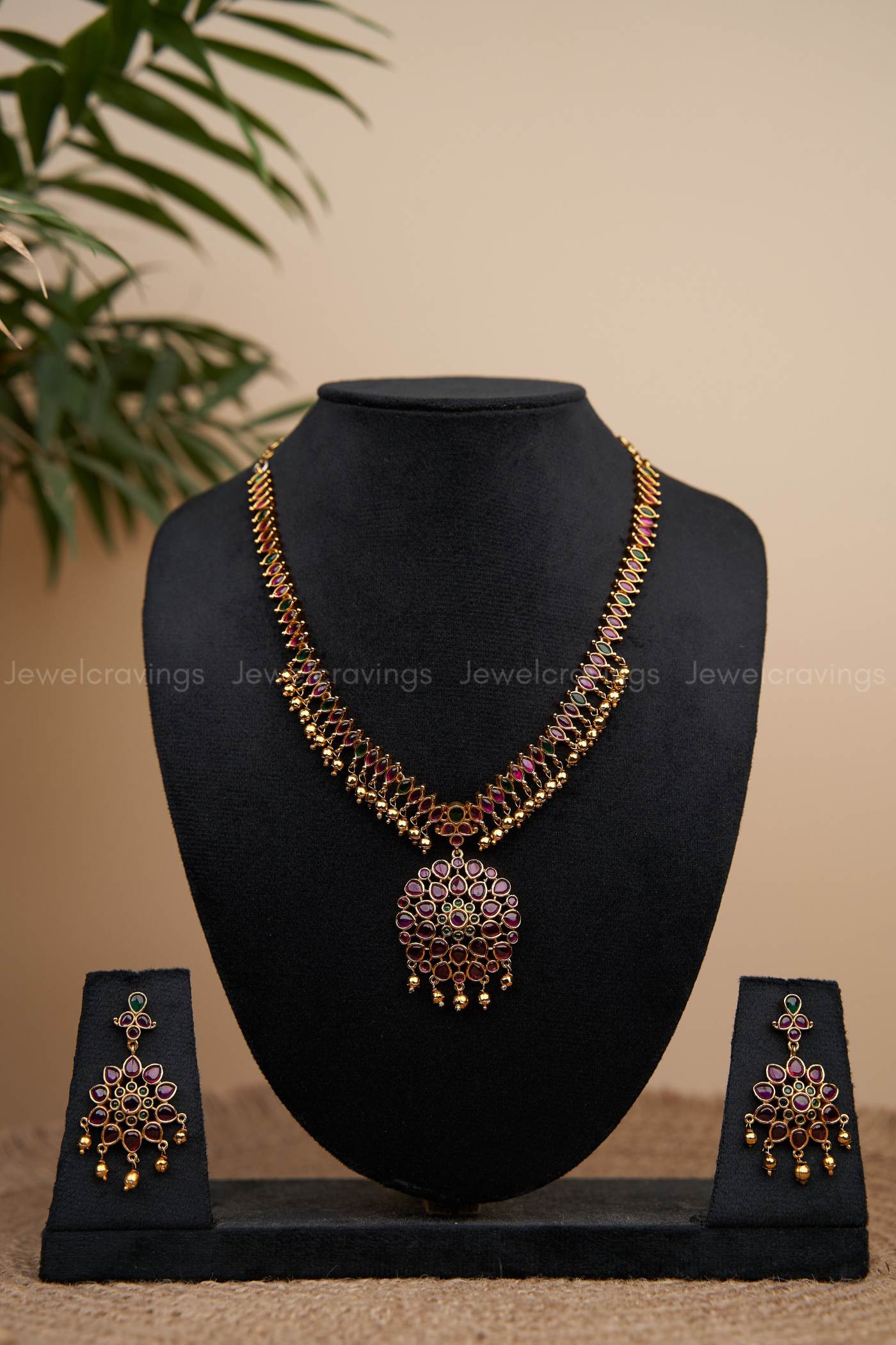 Meenakshi Antique Necklace with Earrings
