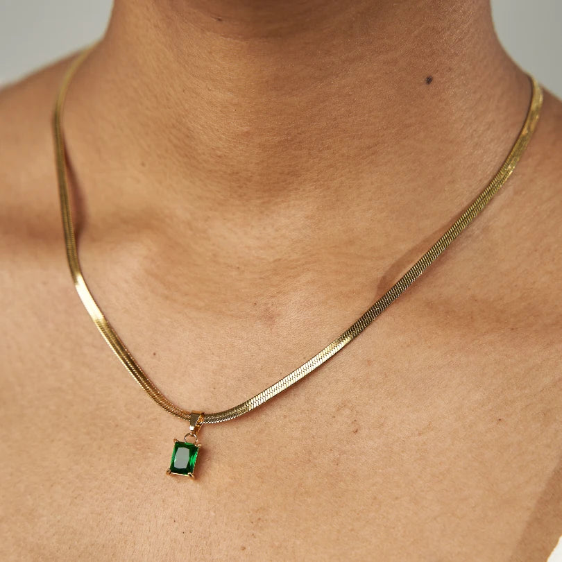 TRENDING GOLD EMERALD SNAKE CHAIN - 18K GOLD PLATED