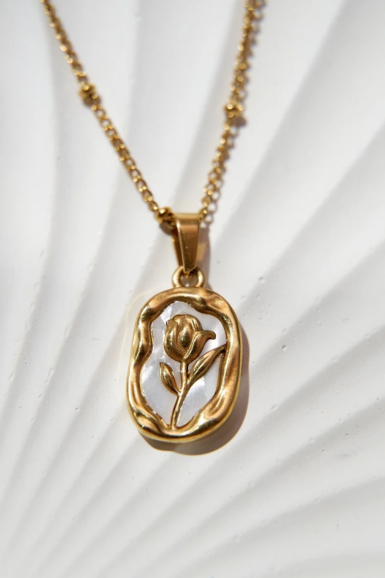 MOTHER OF PEARL GOLDEN ROSE CHAIN PENDANT - ANTI TARNISH