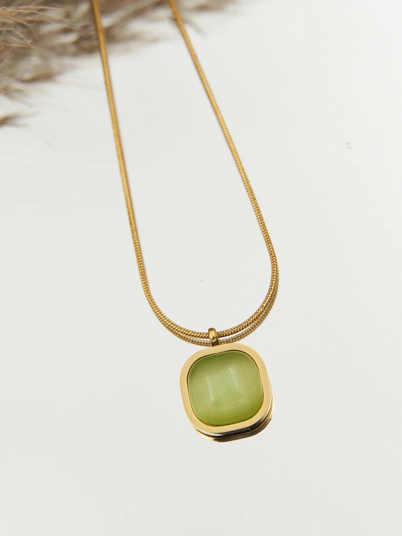 18K GOLD PLATED - SHINY SQUARE GREEN STAINLESS STEEL PENDANT