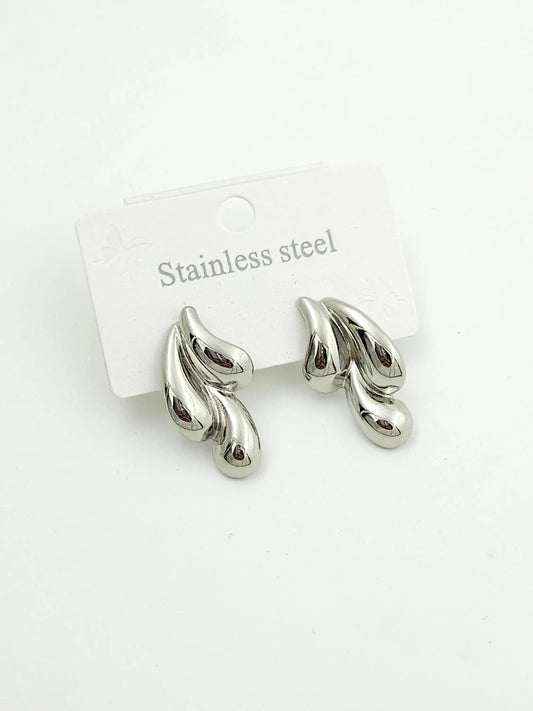 Triple drop silver stud