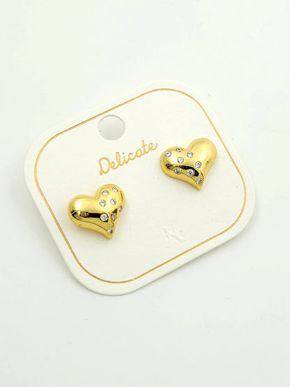 Heart stone stud