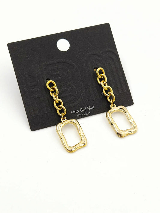 chain box earrings