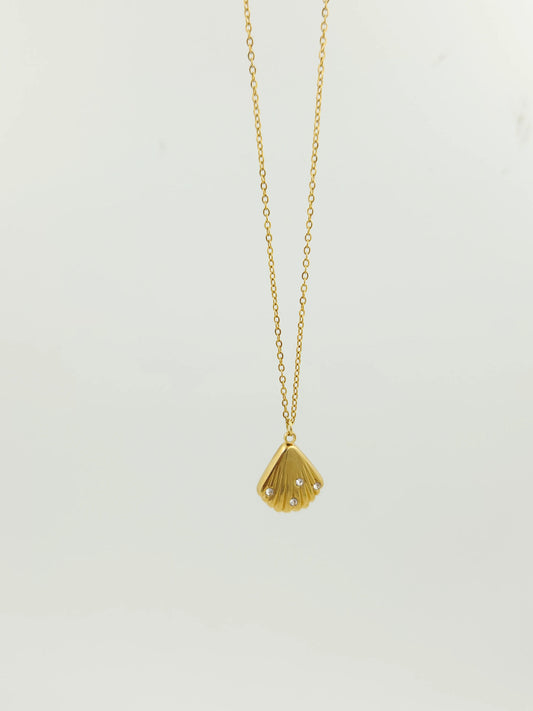 Anti Tarnish Studded Shell Pinteresty Necklace - Office Wear