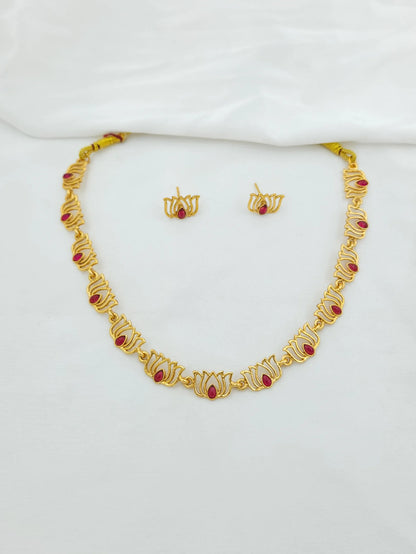 Gold Lotus Short Necklace with Studs