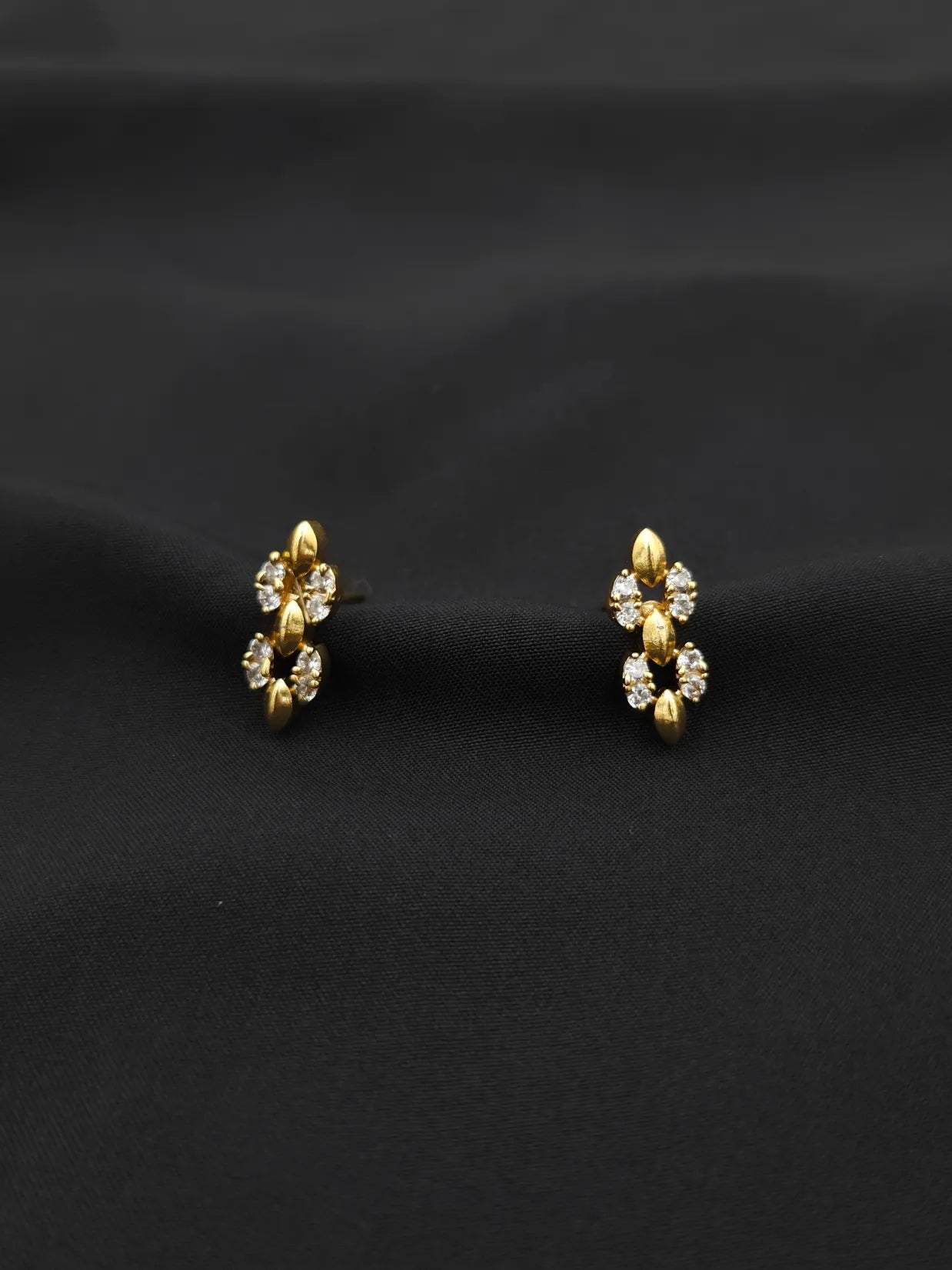 Chain Style Diamond AD Necklace with Stud