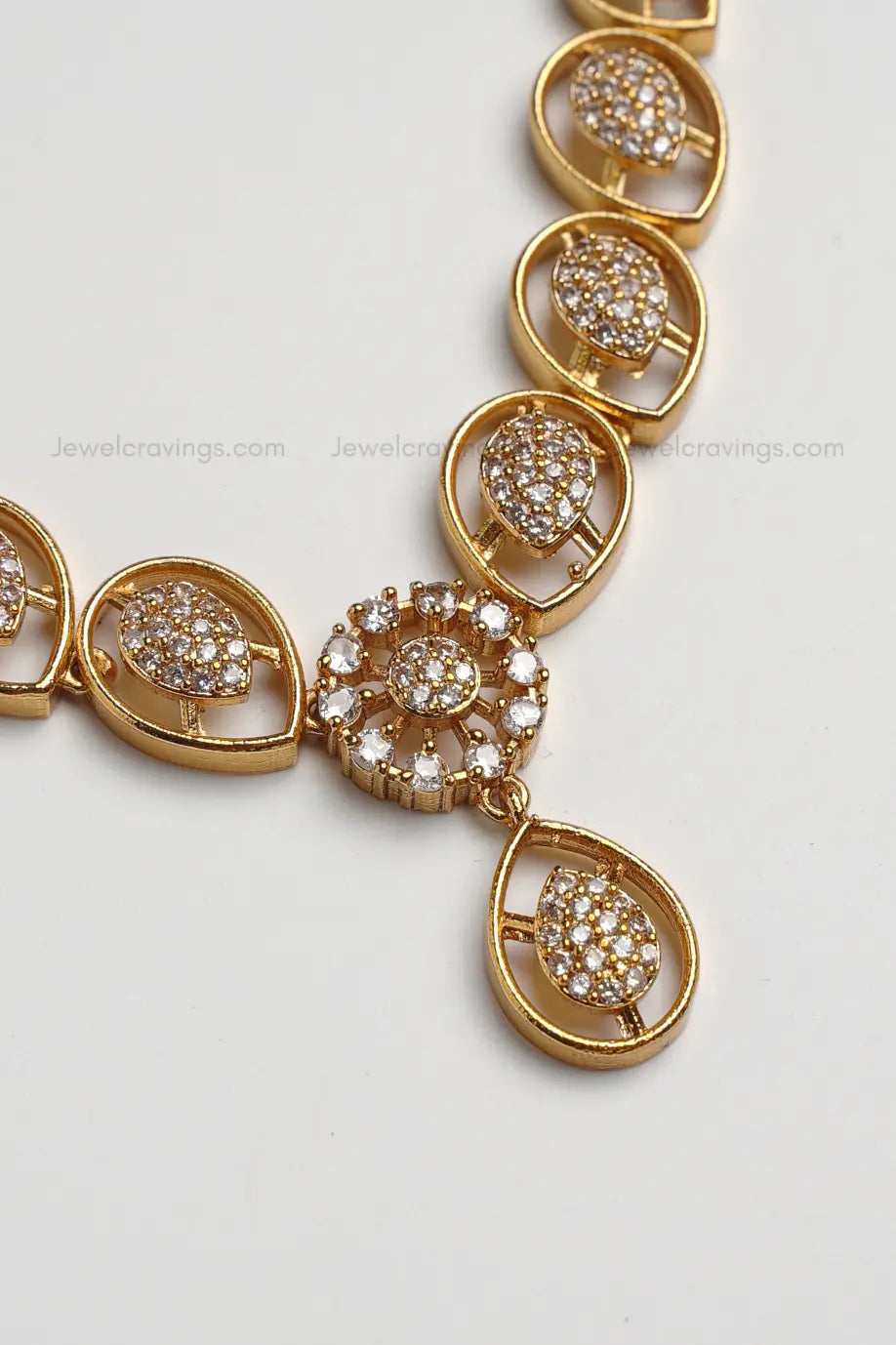 Golden Drops Necklace with Earrings