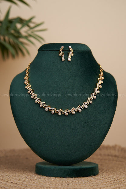 Fine Gold Look alike Necklace with Earrings