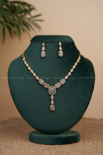 Gem Overloaded Pendant Necklace with Earrings