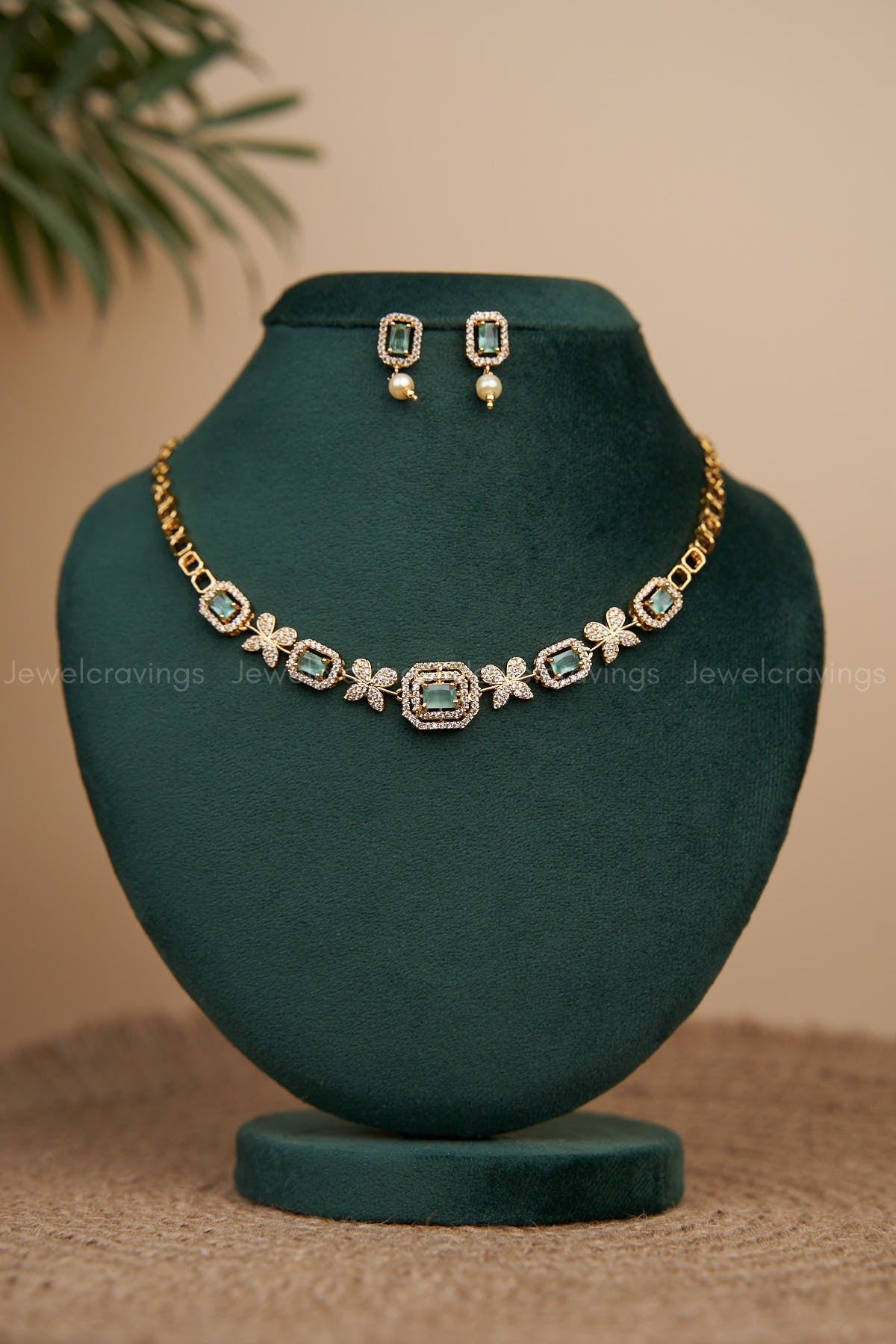 Chic Necklace with Earrings