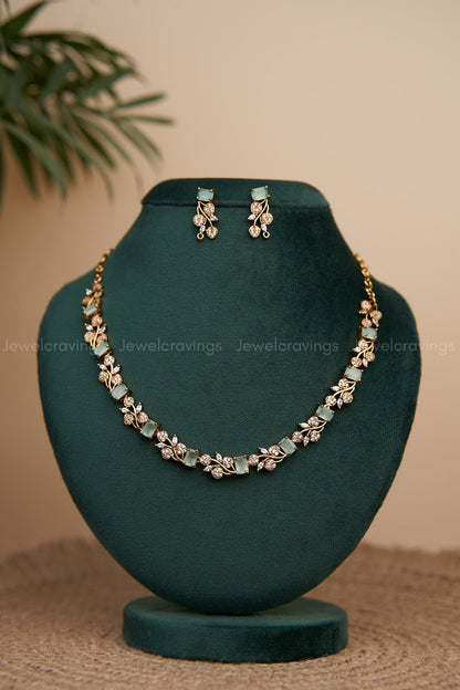 Multicut AD Floral Stone Necklace with Earrings