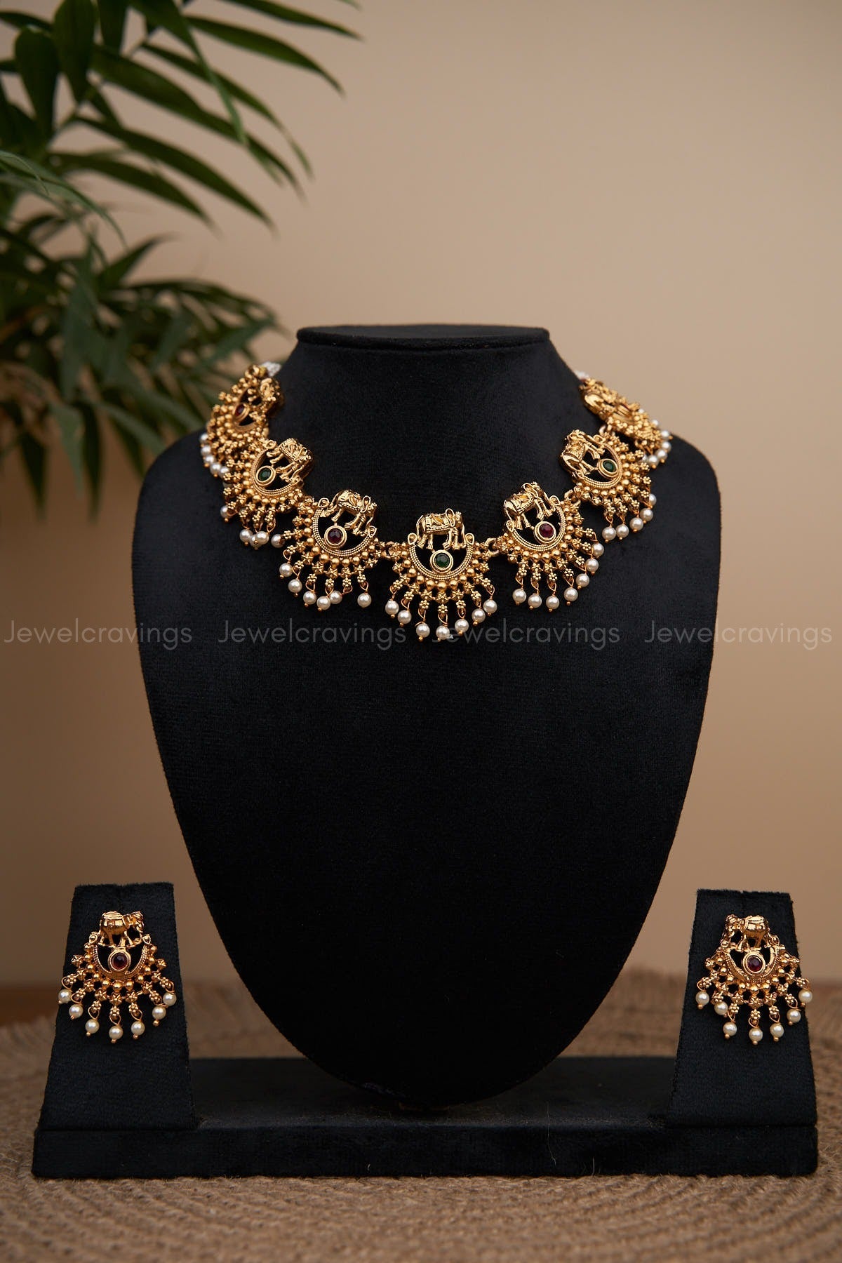 Gayatri Necklace with Earrings