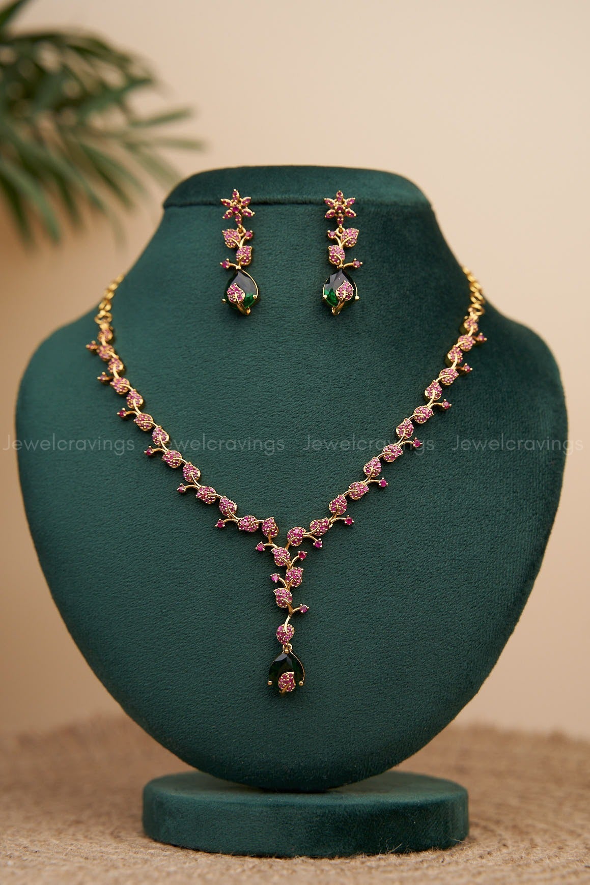 Leaf Stone Pendant Necklace with Earrings