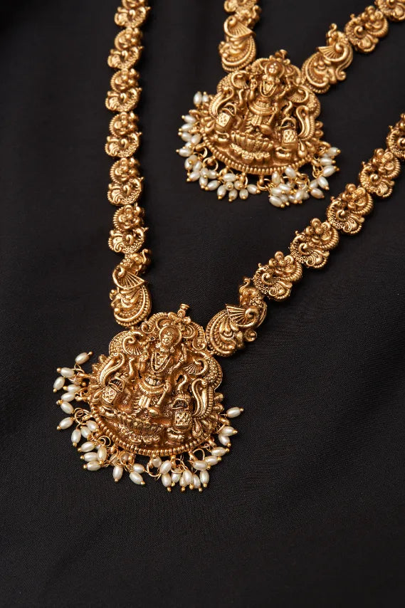 Vishnu Idol Rice Pearl Haaram Combo Set