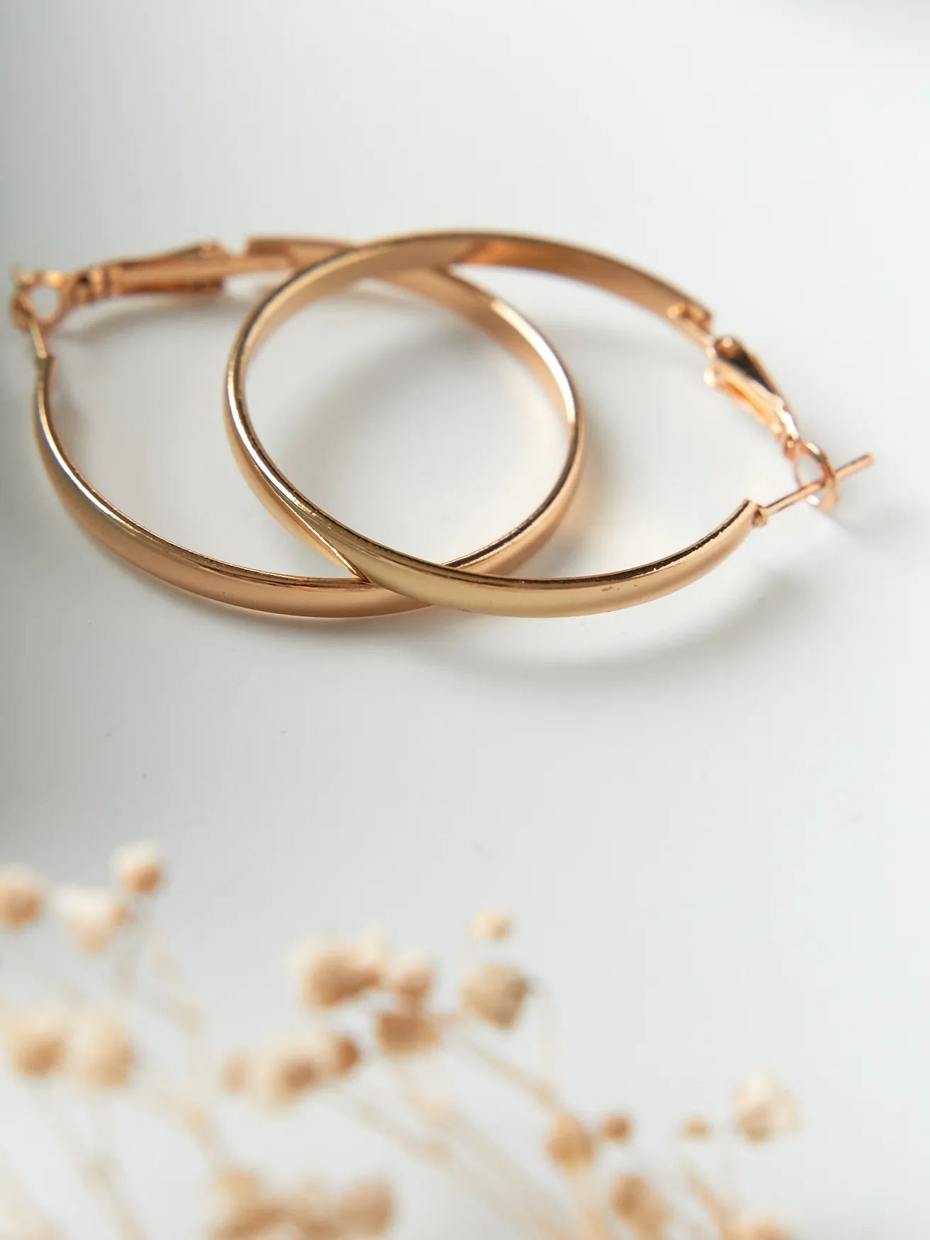 Trendy circle Anti-tarnish hoops