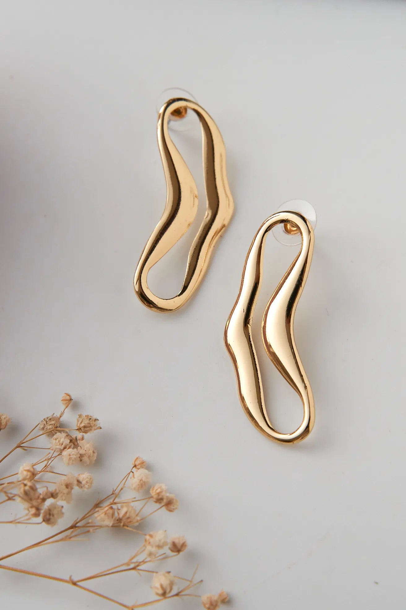 Womens Curvy Style Long Statement Earrings