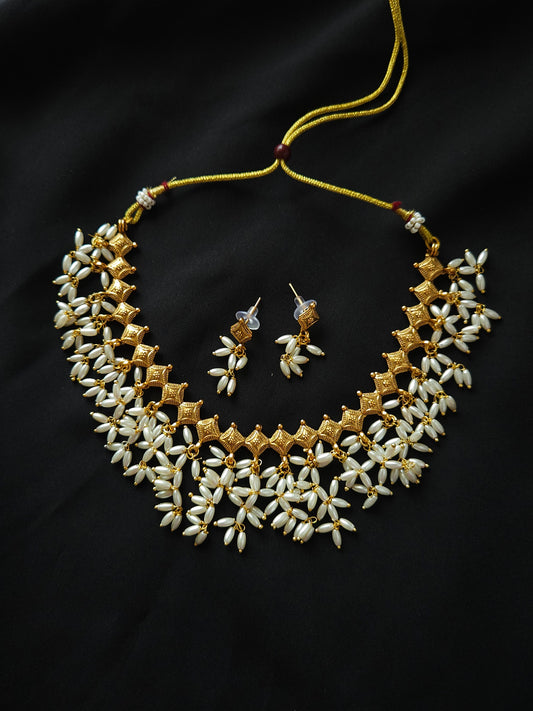 Rice pearl necklace set