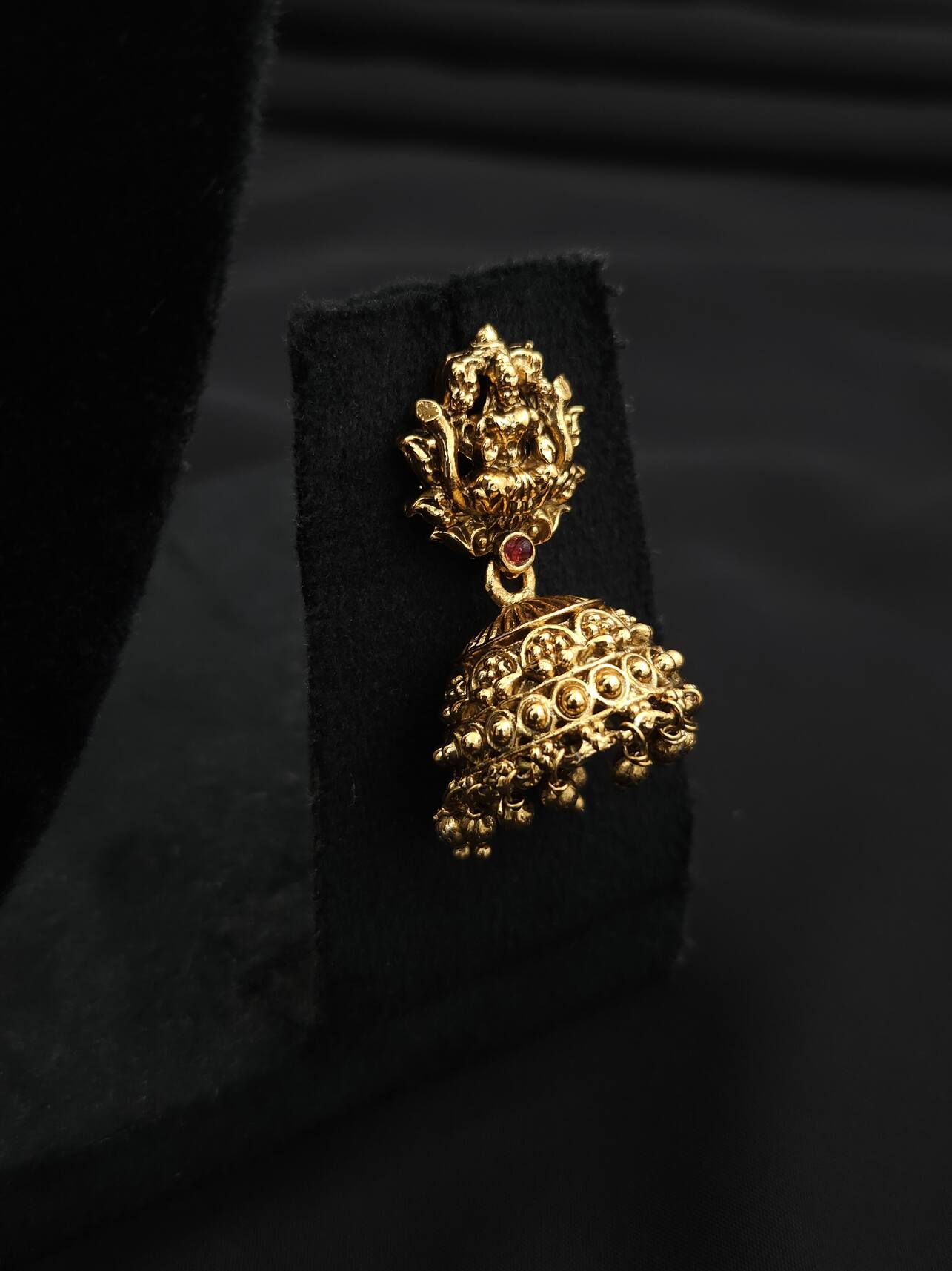 Lakshmi Kemp Stone Premium Finish Ball Haaram Set