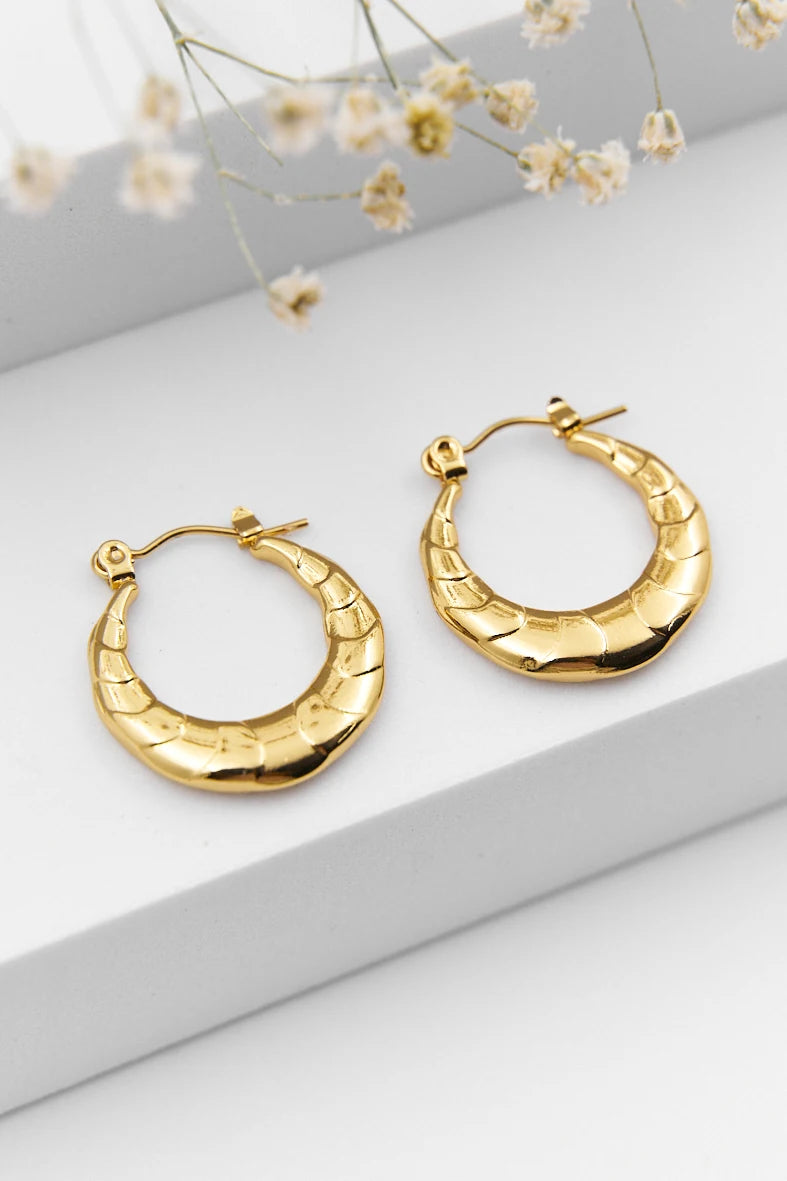 Croissant hoops